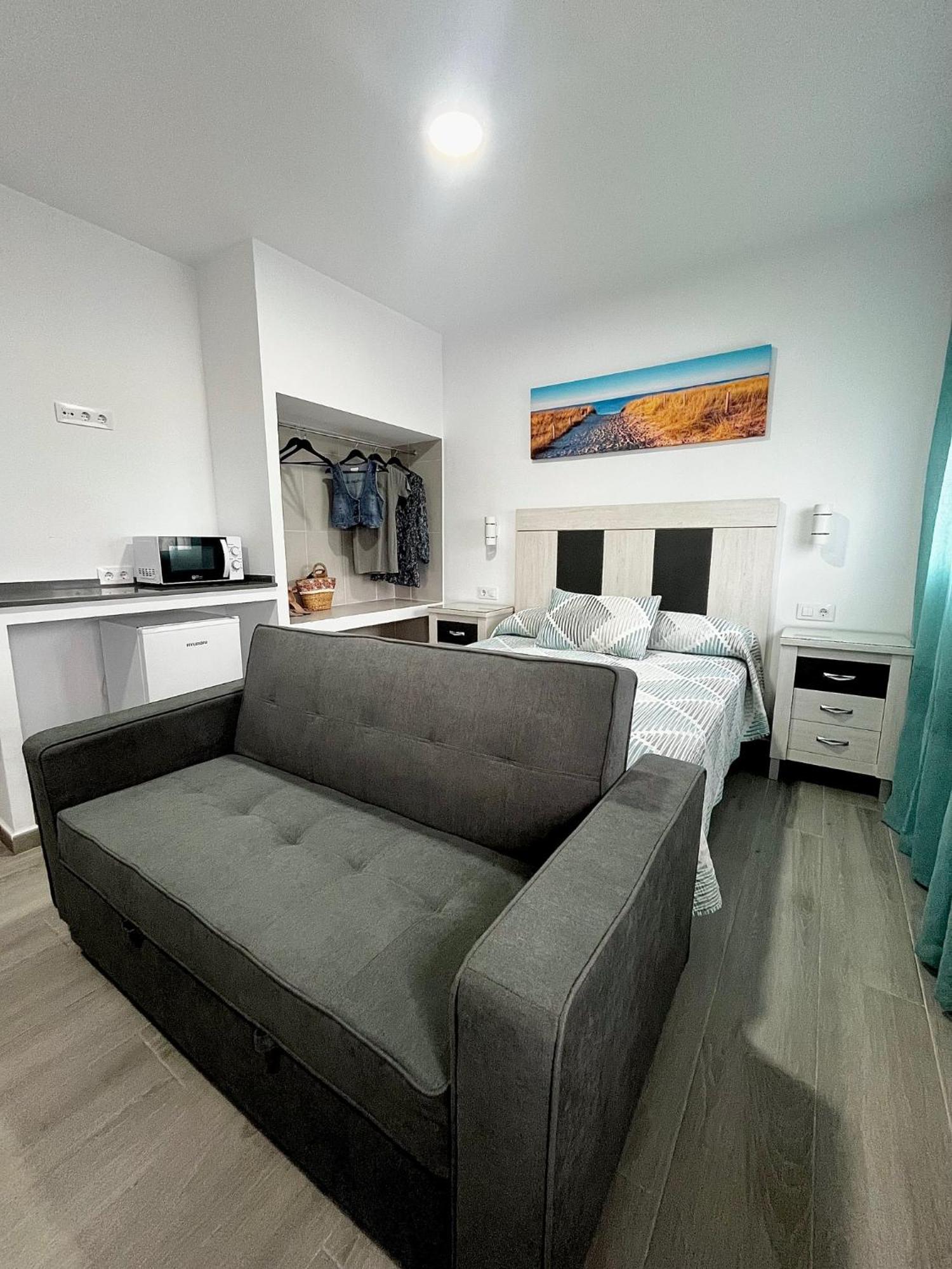 Hostal Los Mellizos Conil De La Frontera Eksteriør bilde