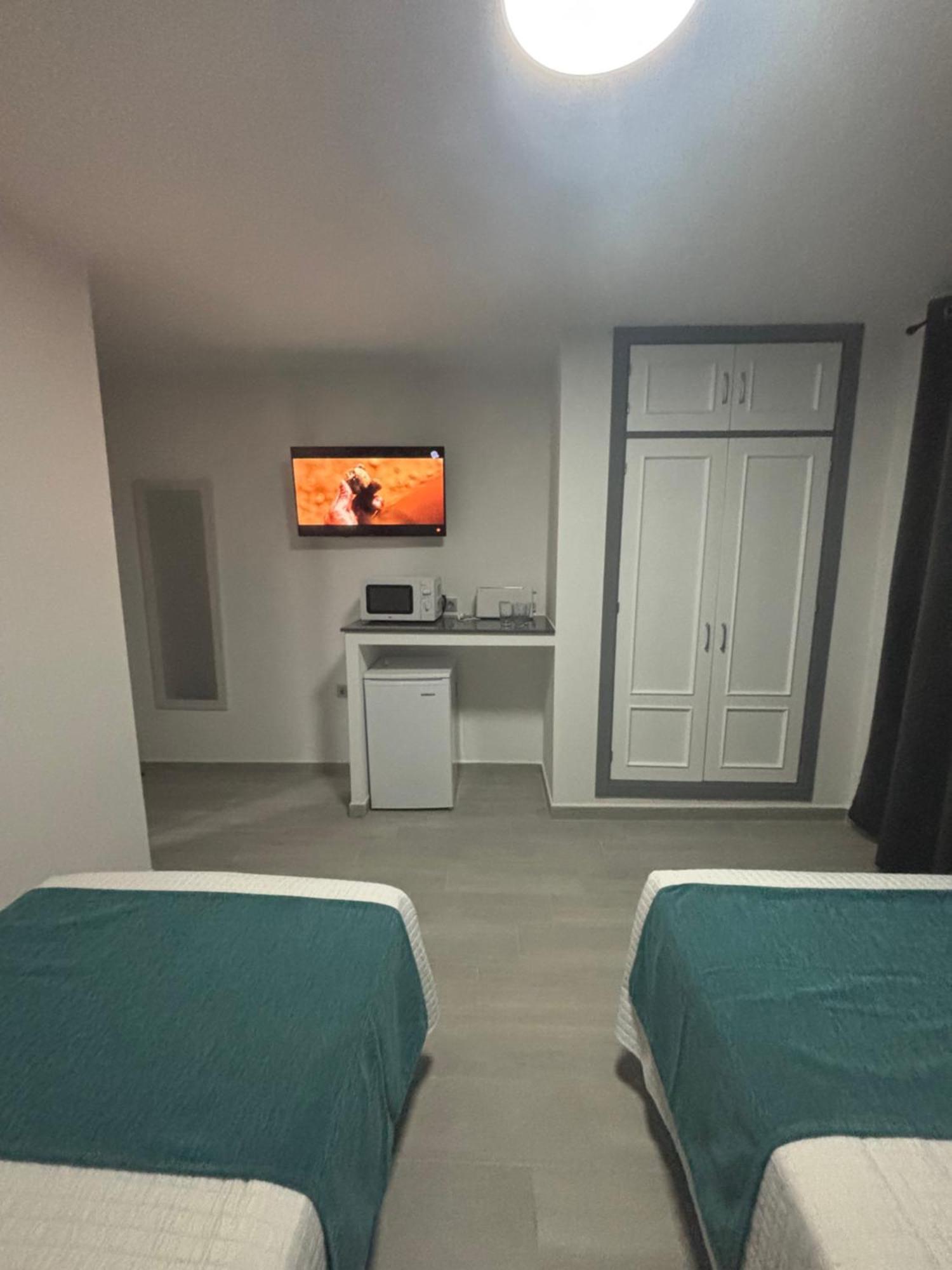 Hostal Los Mellizos Conil De La Frontera Eksteriør bilde