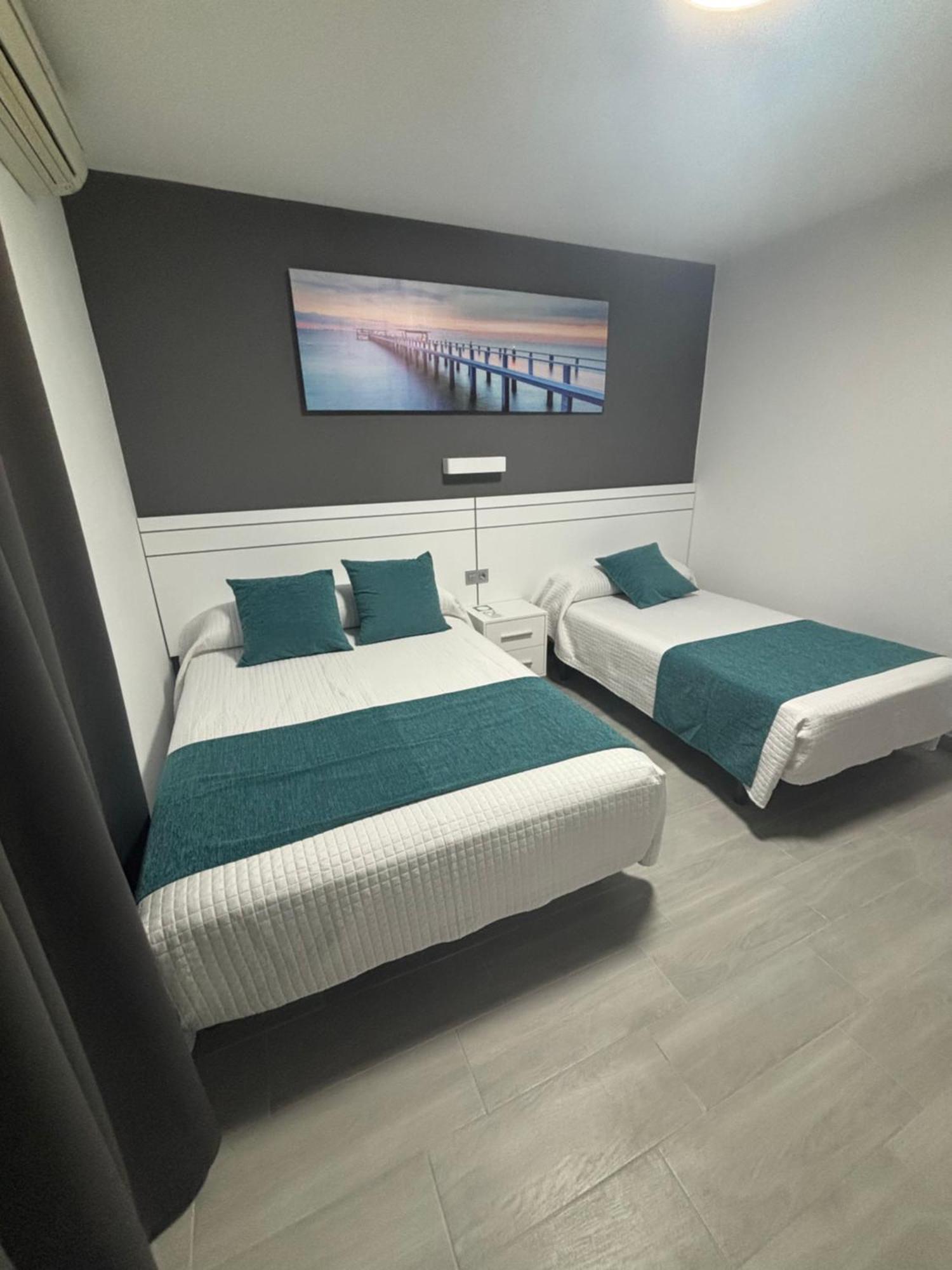 Hostal Los Mellizos Conil De La Frontera Eksteriør bilde
