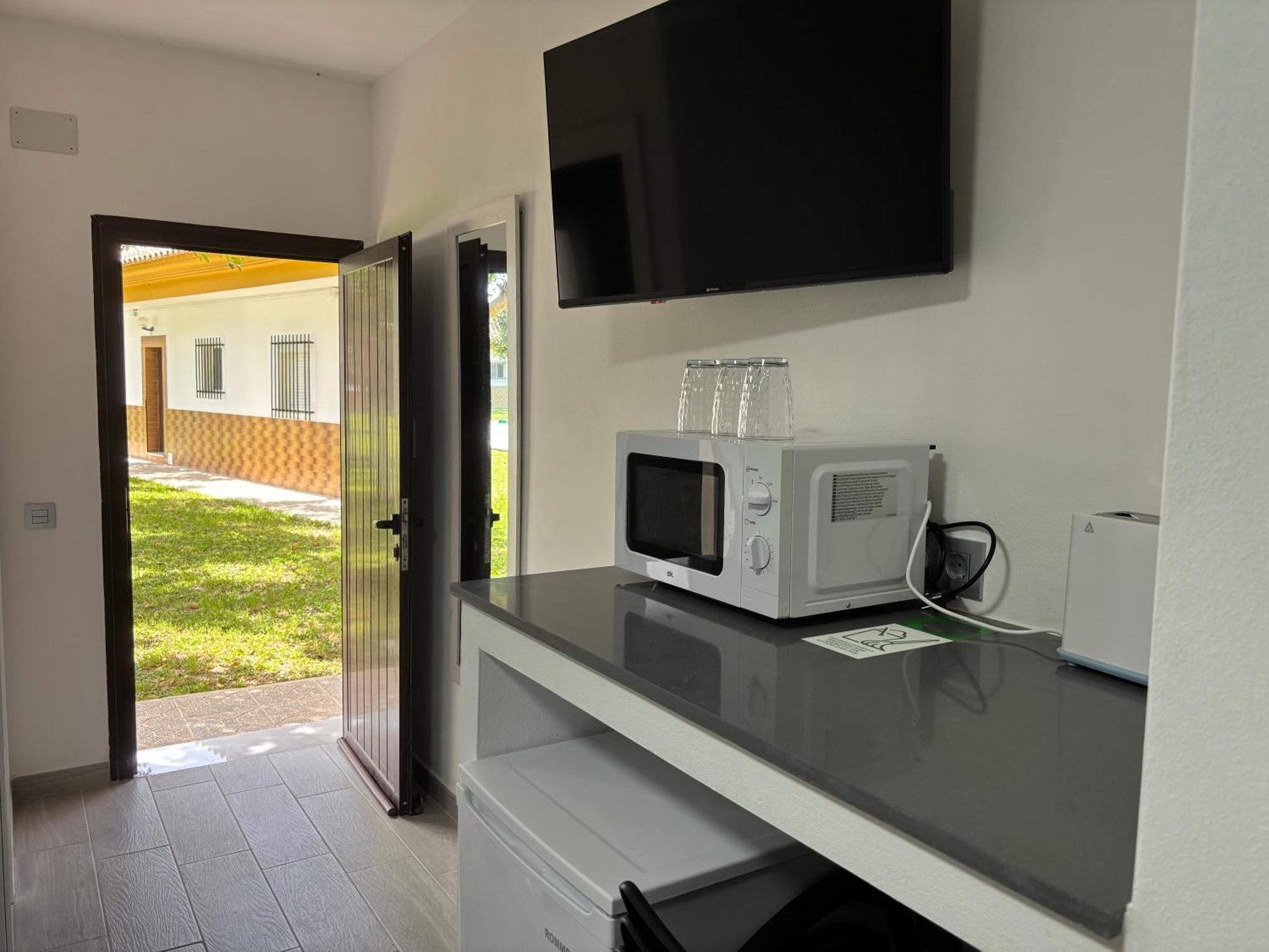 Hostal Los Mellizos Conil De La Frontera Eksteriør bilde