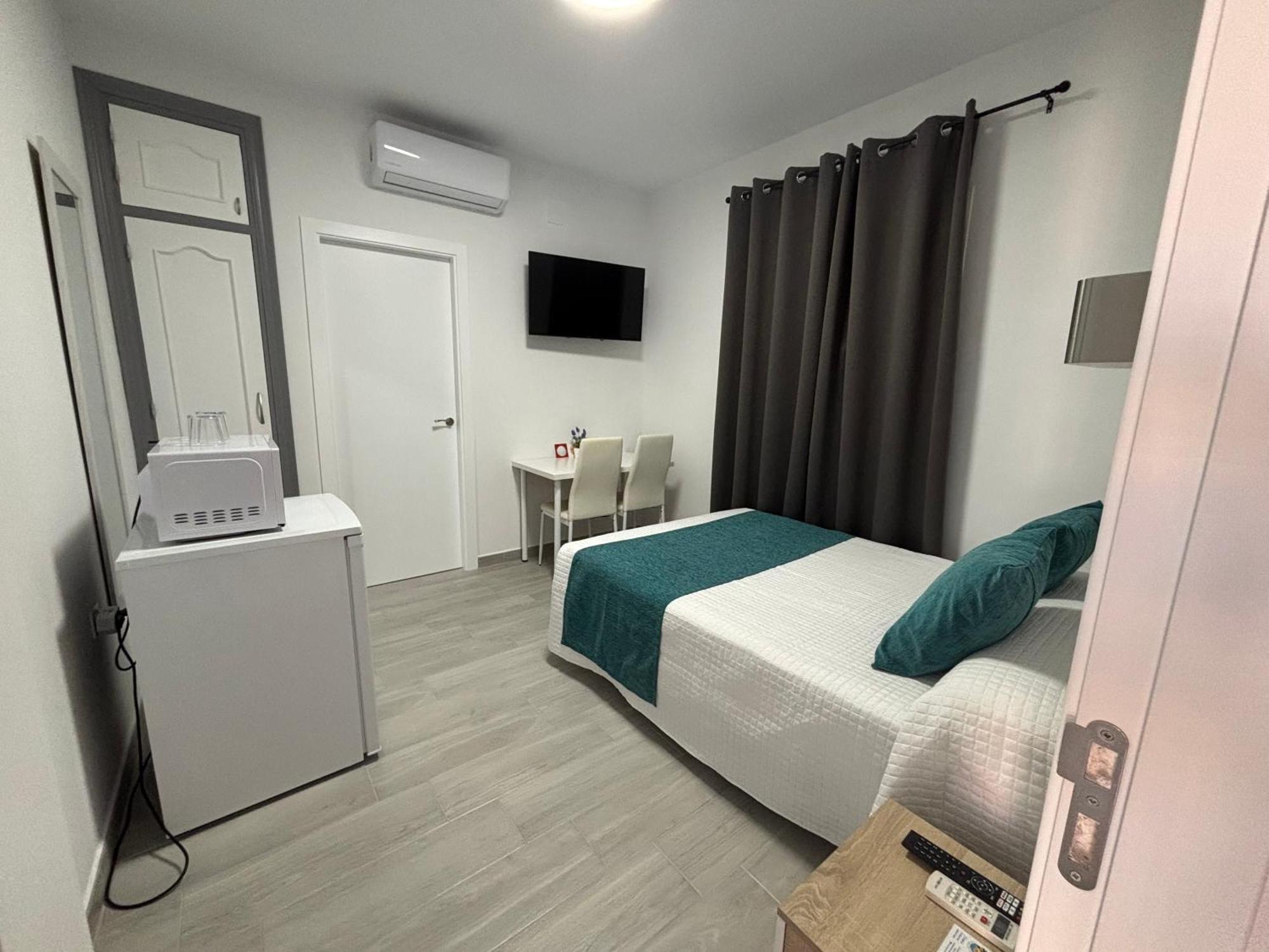 Hostal Los Mellizos Conil De La Frontera Eksteriør bilde