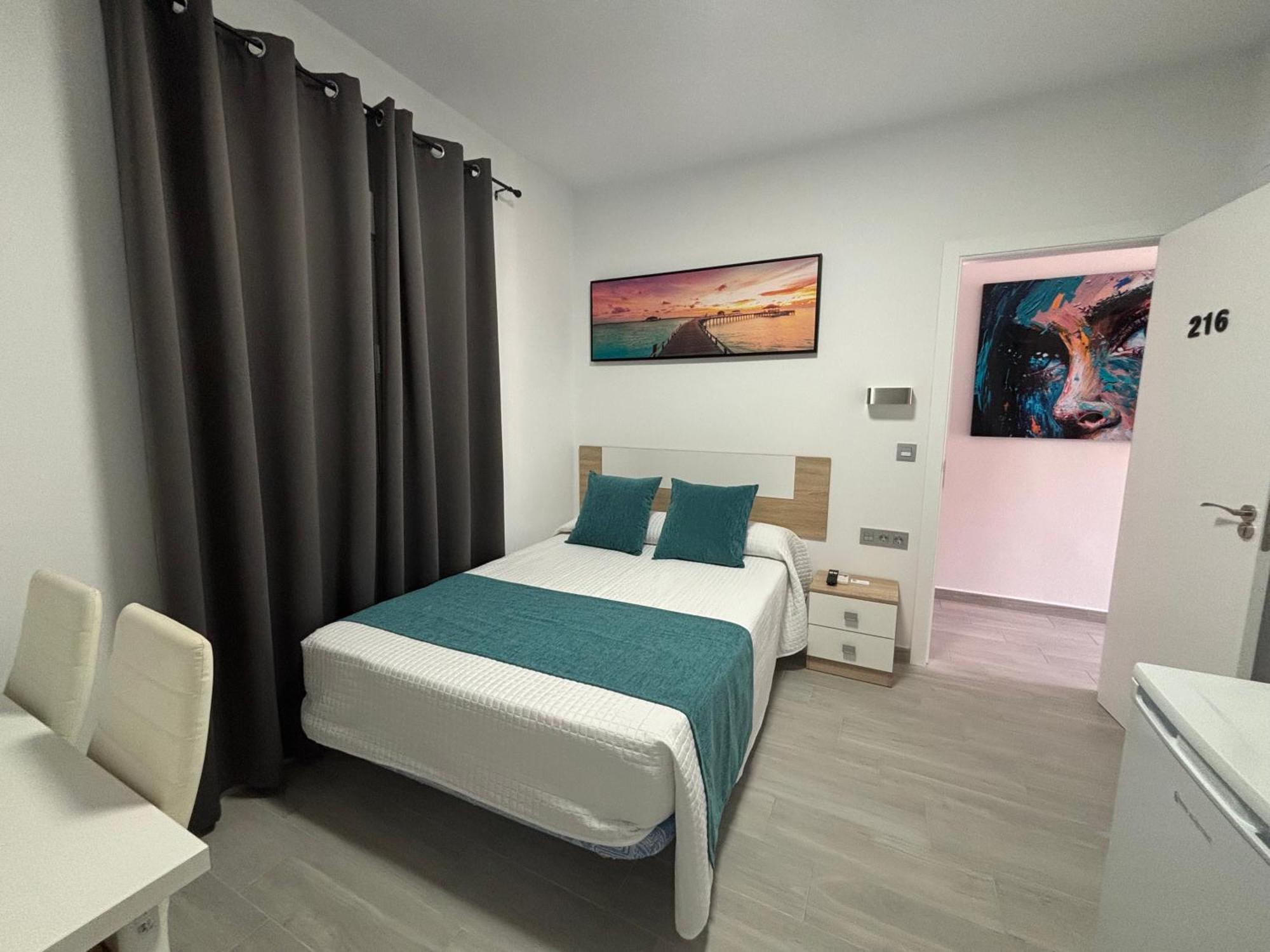 Hostal Los Mellizos Conil De La Frontera Eksteriør bilde