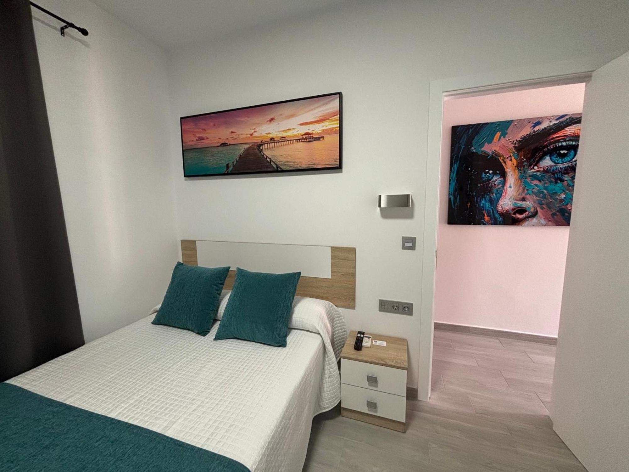 Hostal Los Mellizos Conil De La Frontera Eksteriør bilde